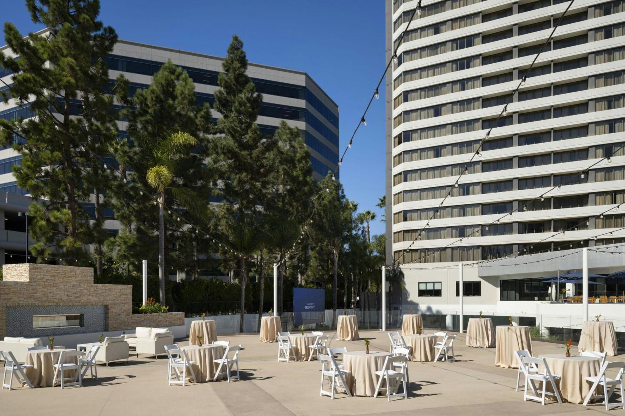 Irvine Marriott Hotel Buitenkant foto