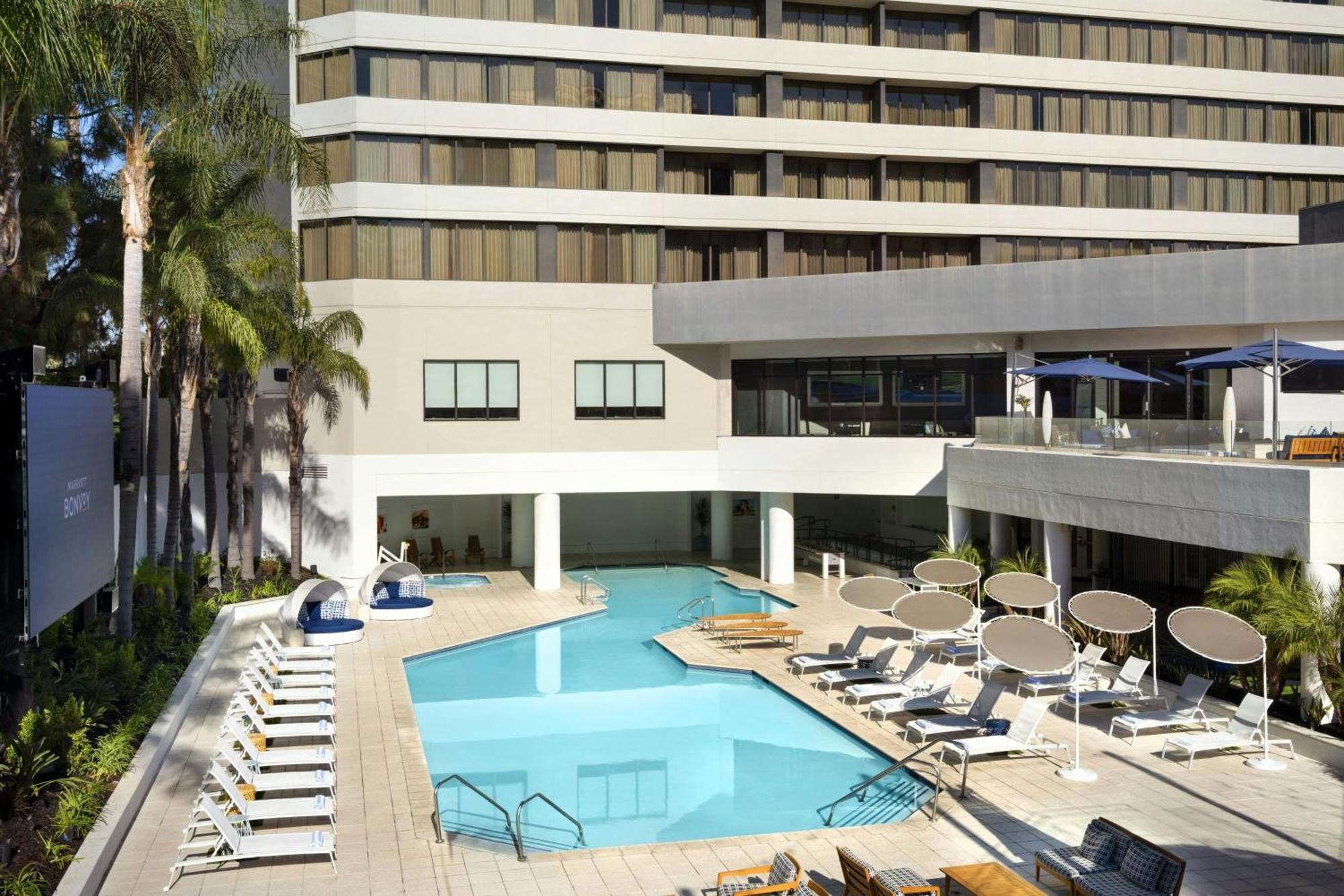 Irvine Marriott Hotel Buitenkant foto